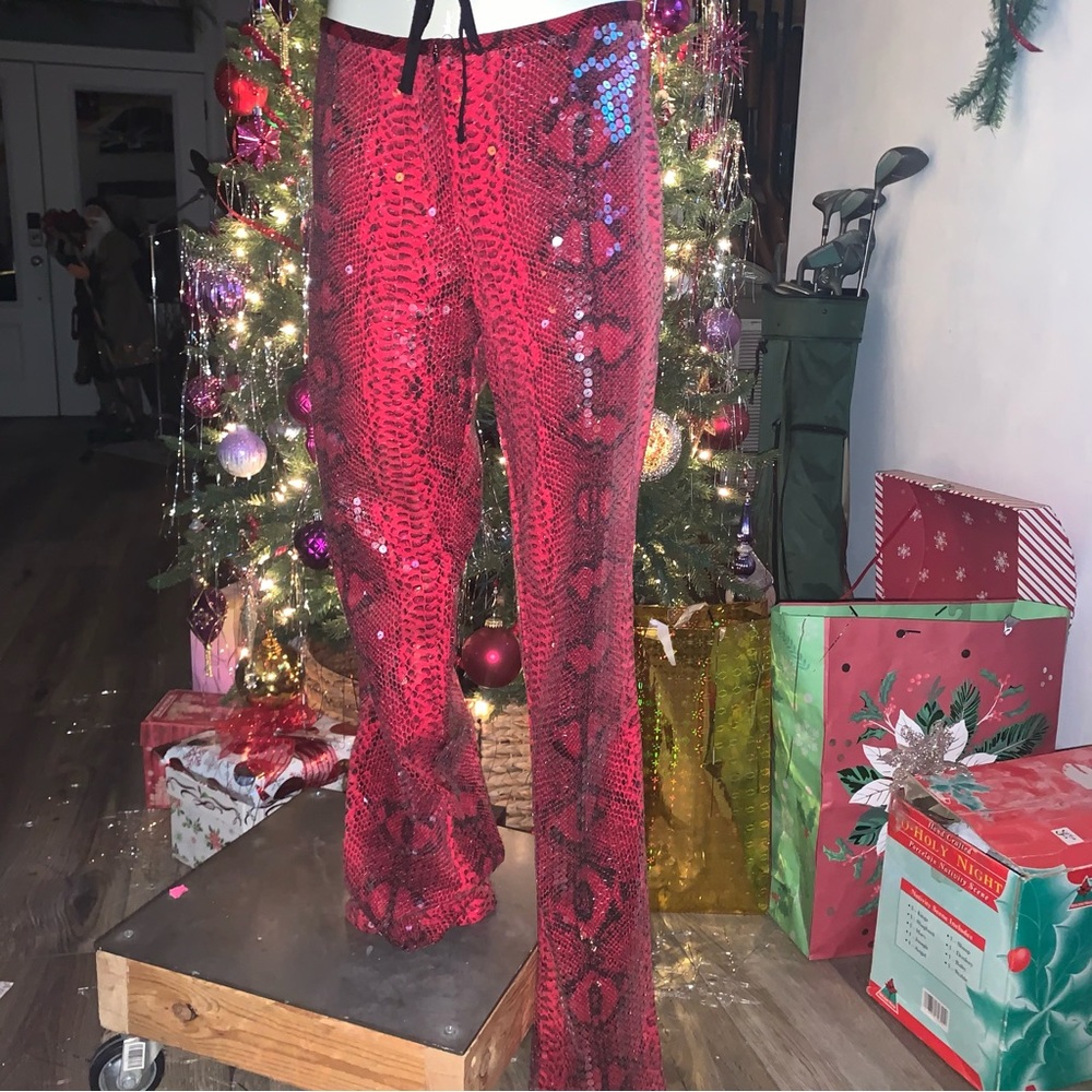 Get Noticed! In This 2 Pc Red Hot Sequence Red An… - image 2